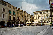 Biella - Piazza della Cisterna. Sul lato Nord si nota la facciata del Palazzo Dal Pozzo della Cisterna (II met del '500).  